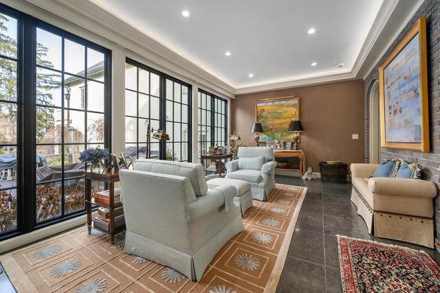 57 Preston Road, Columbus, OH 43209