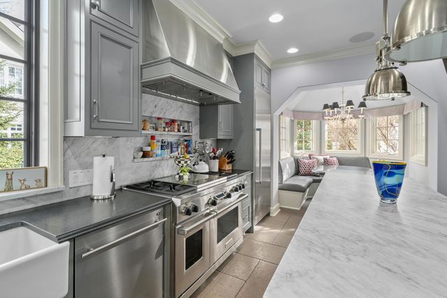 57 Preston Road, Columbus, OH 43209