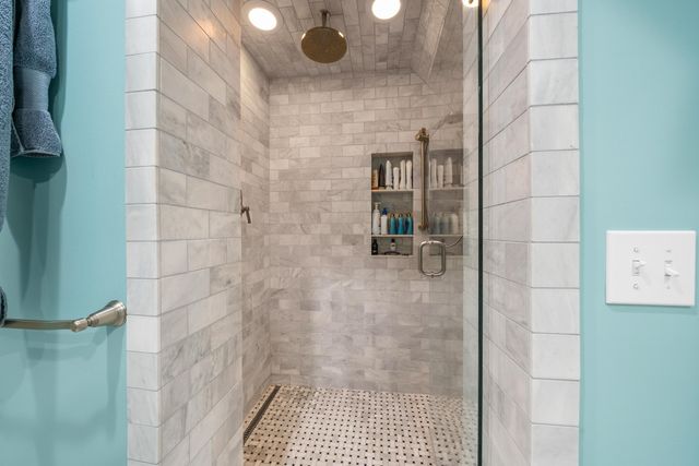 57 Preston Road, Columbus, OH 43209