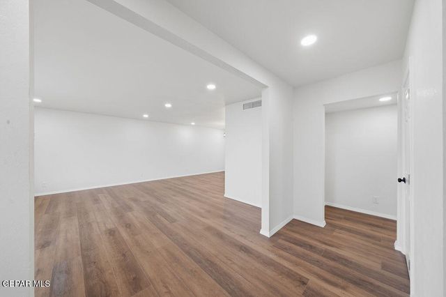8811 MAGNETIC Drive, El Paso, TX 79904