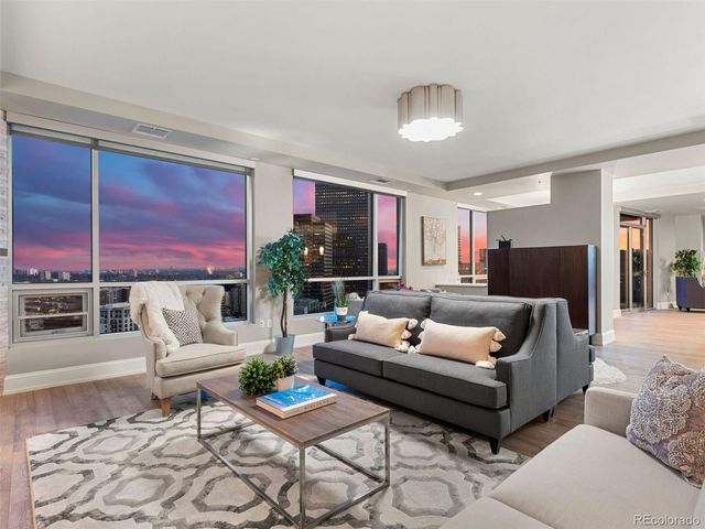 2001 Lincoln Street 2524L, Denver, CO 80202