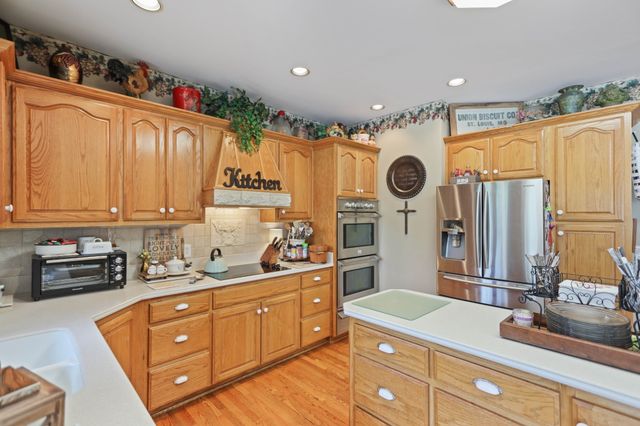 2025 Grandview Dr, Greenbrier, TN 37073