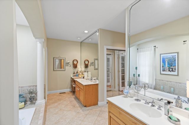 2025 Grandview Dr, Greenbrier, TN 37073