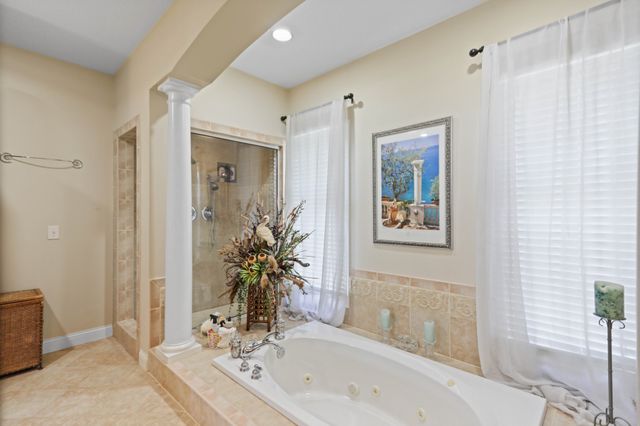 2025 Grandview Dr, Greenbrier, TN 37073