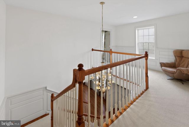 2 LIMNER CT, West Chester, PA 19382