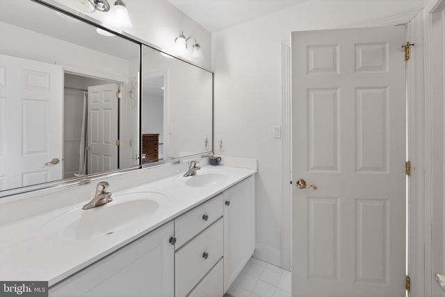 2 LIMNER CT, West Chester, PA 19382