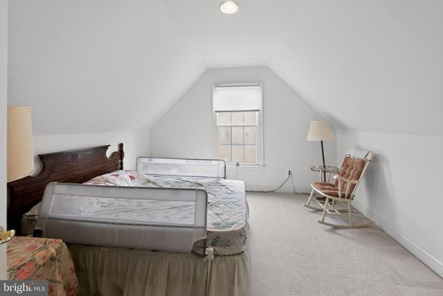 2 LIMNER CT, West Chester, PA 19382