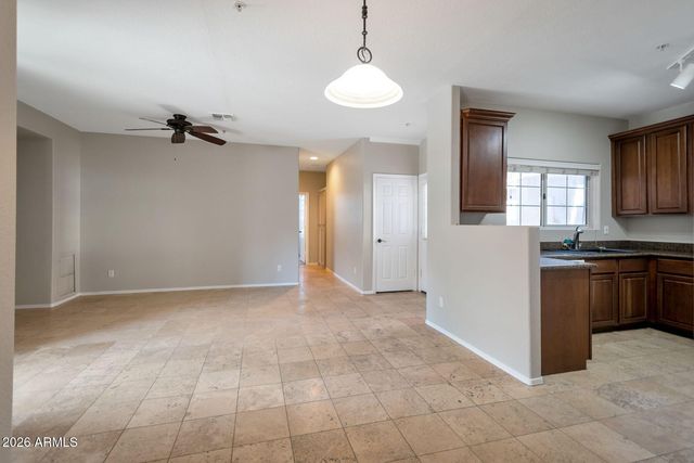 1633 E LAKESIDE Drive 109, Gilbert, AZ 85234