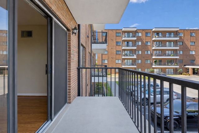 200 Sanders Ferry Rd Apt 1210, Hendersonville, TN 37075