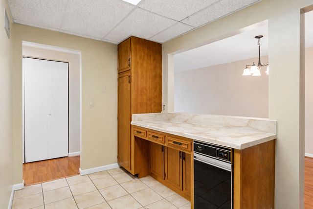 200 Sanders Ferry Rd Apt 1210, Hendersonville, TN 37075