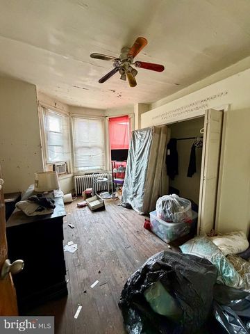 2423 W HAGERT ST, Philadelphia, PA 19132