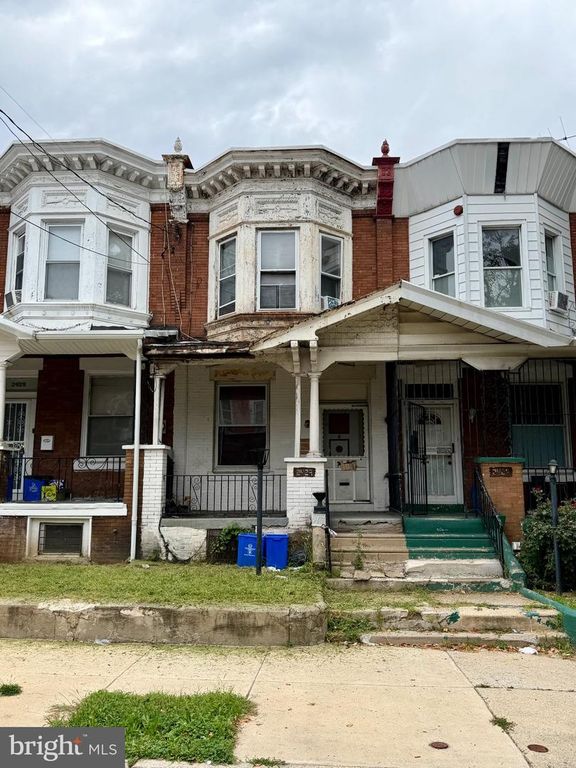 2423 W HAGERT ST, PHILADELPHIA, PA 19132 — exterior