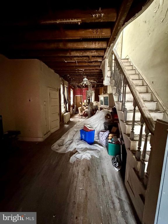 2423 W HAGERT ST, PHILADELPHIA, PA 19132 — photo 2