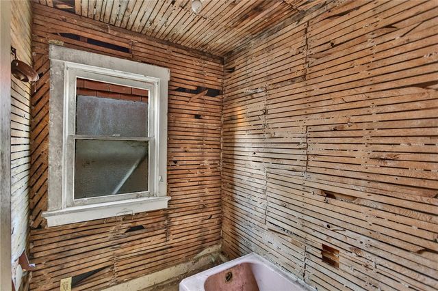 1615 Montier St, Wilkinsburg, PA 15221
