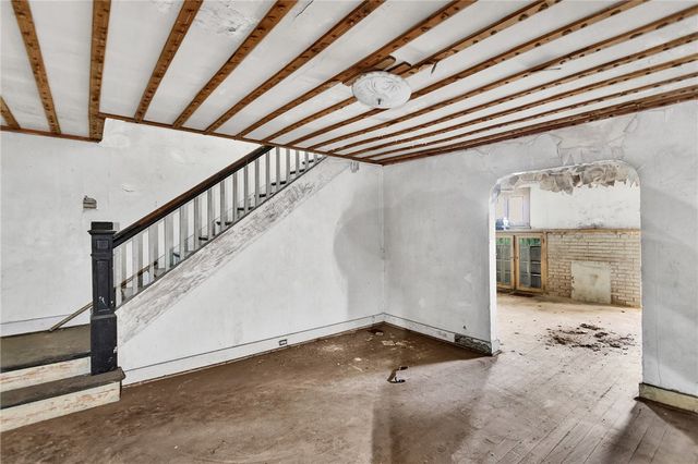 1615 Montier St, Wilkinsburg, PA 15221