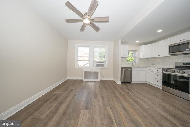 71 BARKER AVE, Sharon Hill, PA 19079