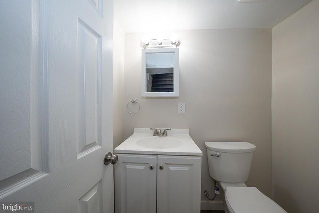 71 BARKER AVE, Sharon Hill, PA 19079