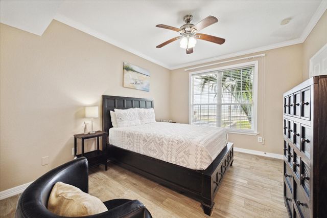 7000 Seawall Boulevard 1017, Galveston, TX 77551