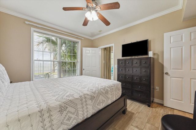 7000 Seawall Boulevard 1017, Galveston, TX 77551