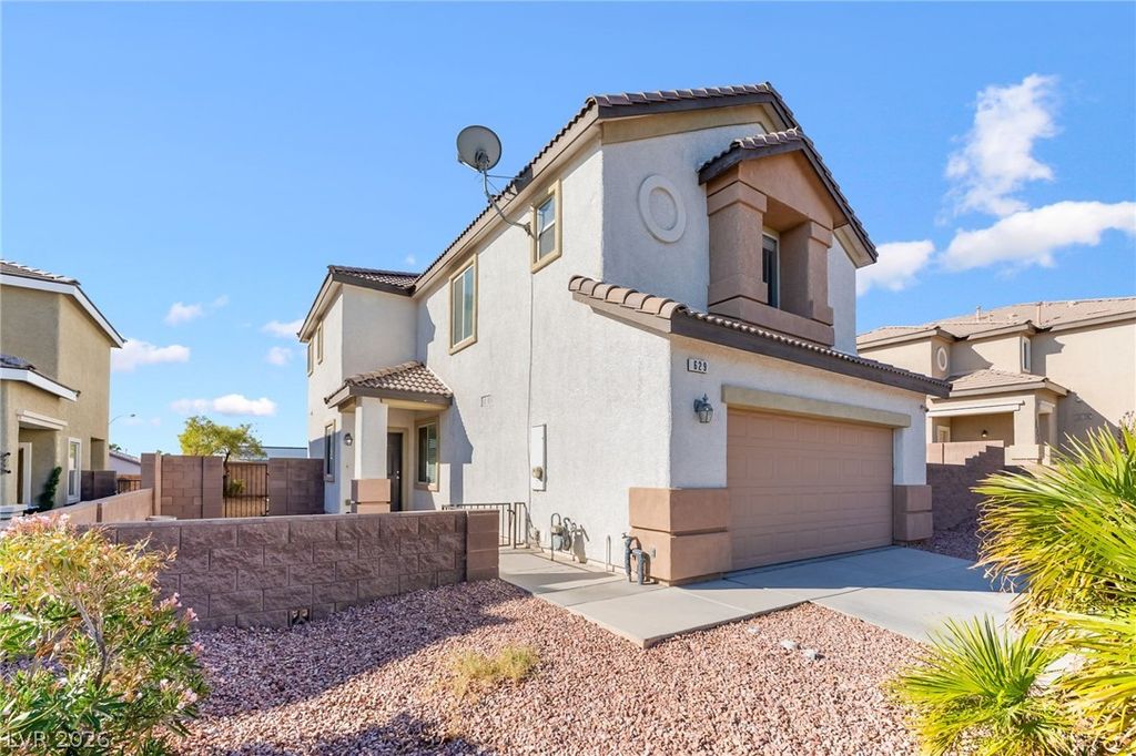 629 Twilight Blue Avenue, North Las Vegas, NV 89032 — exterior