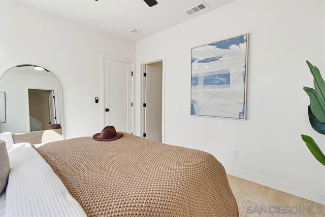 1056 1058 Lincoln Ave, San Diego, CA 92103