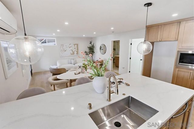 1056 1058 Lincoln Ave, San Diego, CA 92103