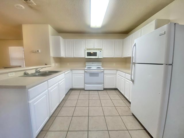 6319 7th Street, Lubbock, TX 79416