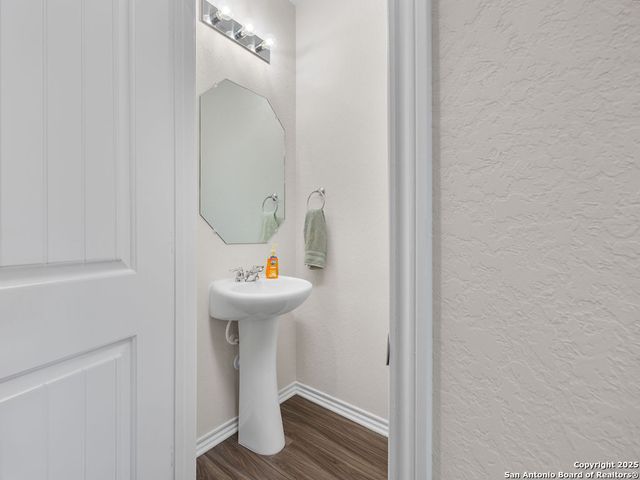6806 Prue Rd #63, San Antonio, TX 78240