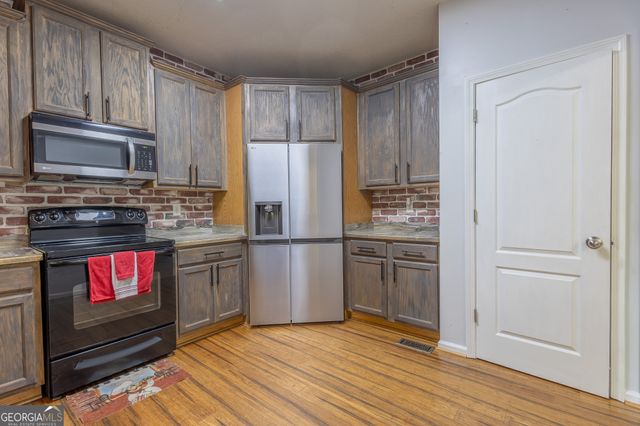 104 Streambank Court, Temple, GA 30179