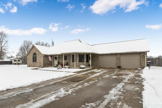 3300 E Indian Hill Drive, Muncie, IN 47302