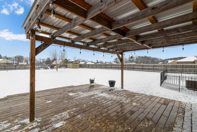 3300 E Indian Hill Drive, Muncie, IN 47302