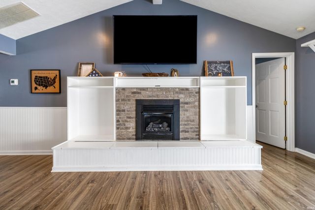 3300 E Indian Hill Drive, Muncie, IN 47302