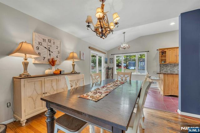 22 Bannehr Street, Oakland, NJ 07436