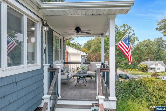 22 Bannehr Street, Oakland, NJ 07436