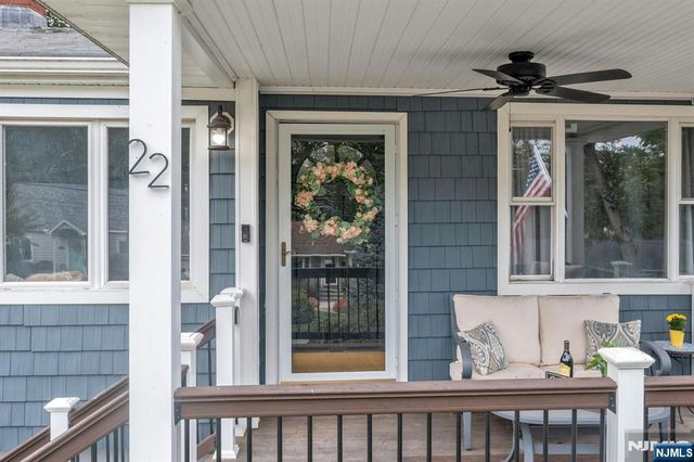 22 Bannehr Street, Oakland, NJ 07436