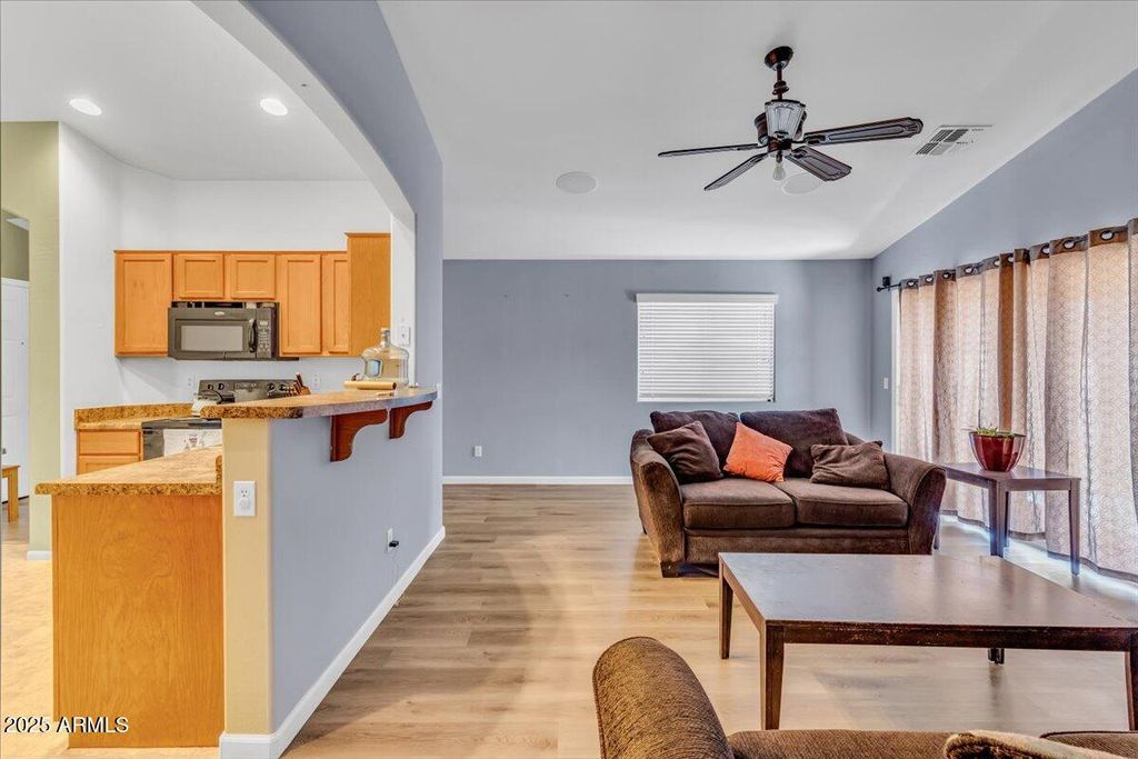 21655 N DAVIS Way, Maricopa, AZ 85138 — photo 5