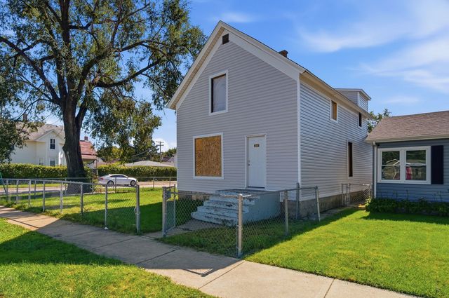 2837 Broadway Street, Blue Island, IL 60406