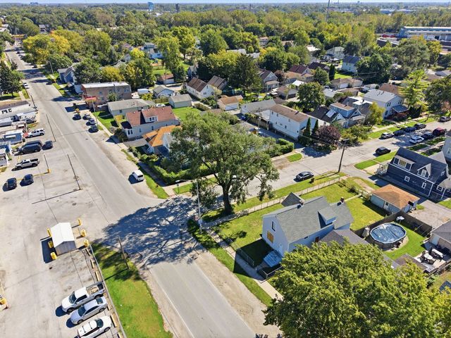 2837 Broadway Street, Blue Island, IL 60406