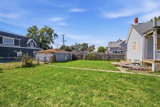 2837 Broadway Street, Blue Island, IL 60406