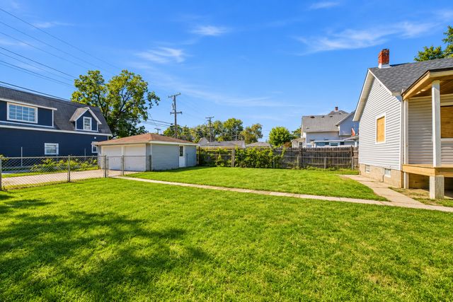 2837 Broadway Street, Blue Island, IL 60406