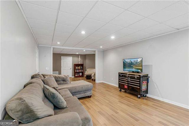 860 Valley Drive, Canton, GA 30114