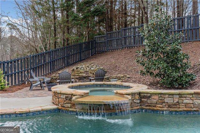 860 Valley Drive, Canton, GA 30114