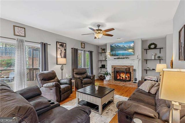 860 Valley Drive, Canton, GA 30114