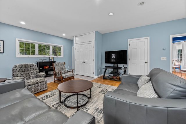 15 Mills Street, Dedham, MA 02026