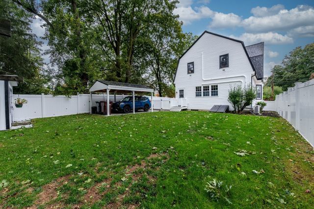 15 Mills Street, Dedham, MA 02026