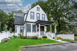 15 Mills Street, Dedham, MA 02026