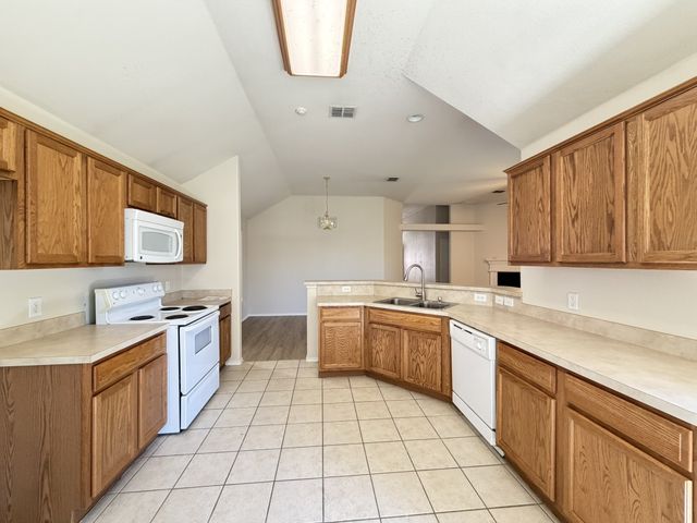 8513 Cactus Flower Drive, Fort Worth, TX 76131