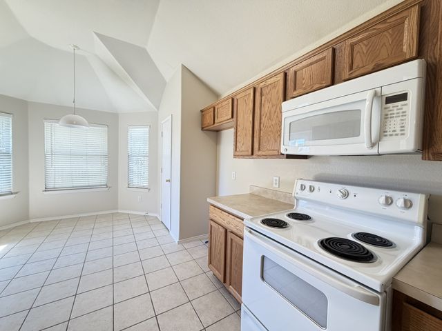 8513 Cactus Flower Drive, Fort Worth, TX 76131