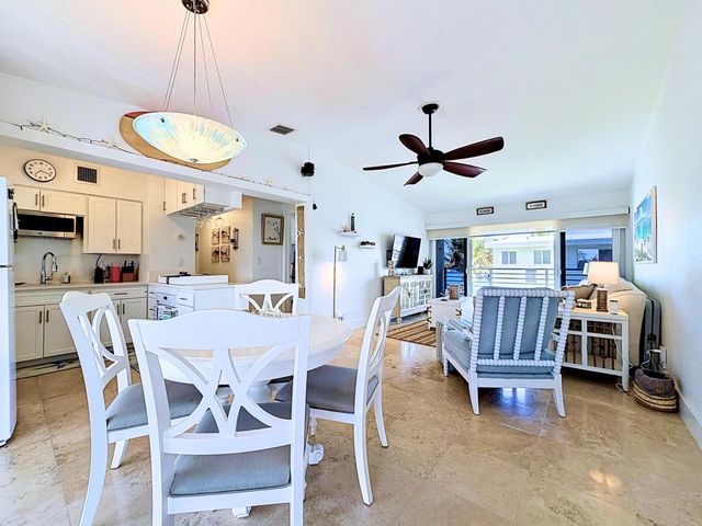 1043 Hillsboro Mile Hillsboro Mile 19c, Hillsboro Beach, FL 33062