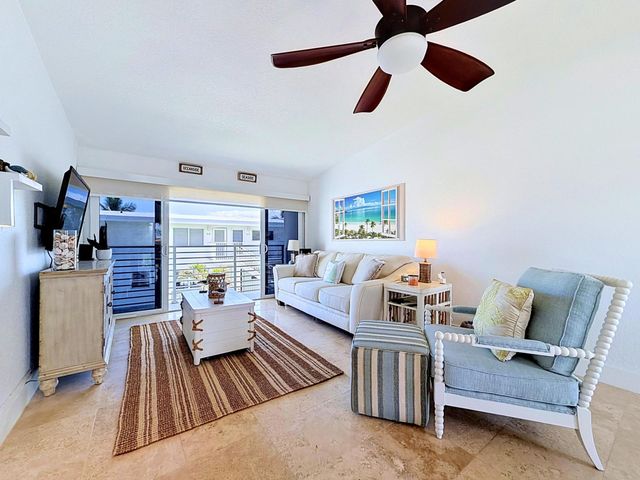 1043 Hillsboro Mile Hillsboro Mile 19c, Hillsboro Beach, FL 33062